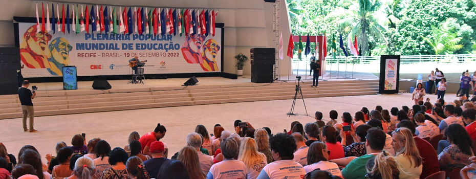 Plenária Popular Mundial de Educação enaltece legado de Paulo Freire para a Educação pública