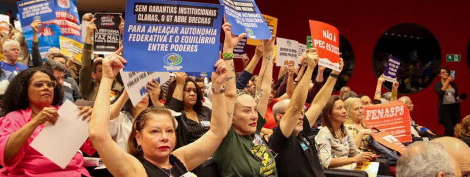 Entenda porque a Reforma Administrativa em discusso no Congresso  criticada por entidades representativas do servio pblico